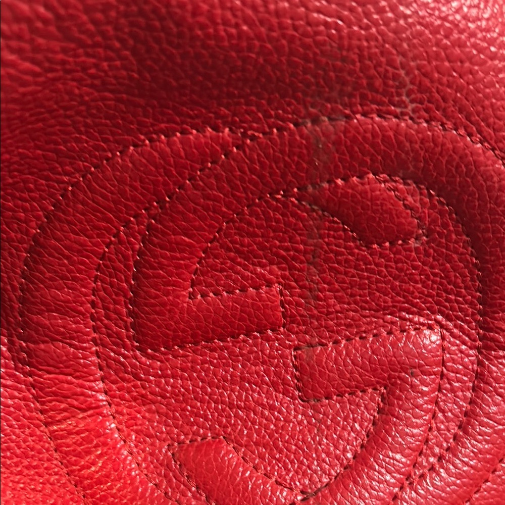Gucci Red Pebbled Leather Bag